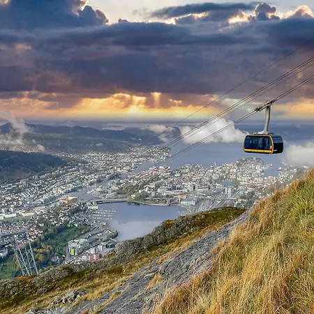 Charming 200m From Bryggen Lejlighed Bergen