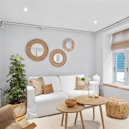 Charming 200m From Bryggen Apartment