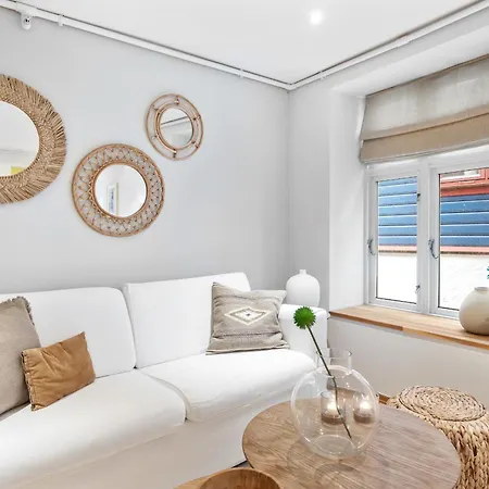 Apartment Charming 200m From Bryggen