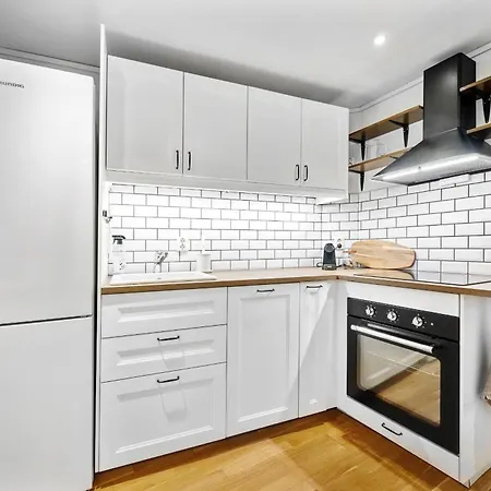 Apartment Charming 200m From Bryggen Bergen
