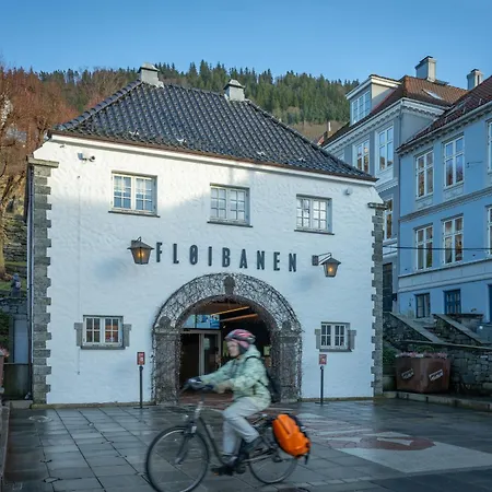 Apartment Charming 200m From Bryggen